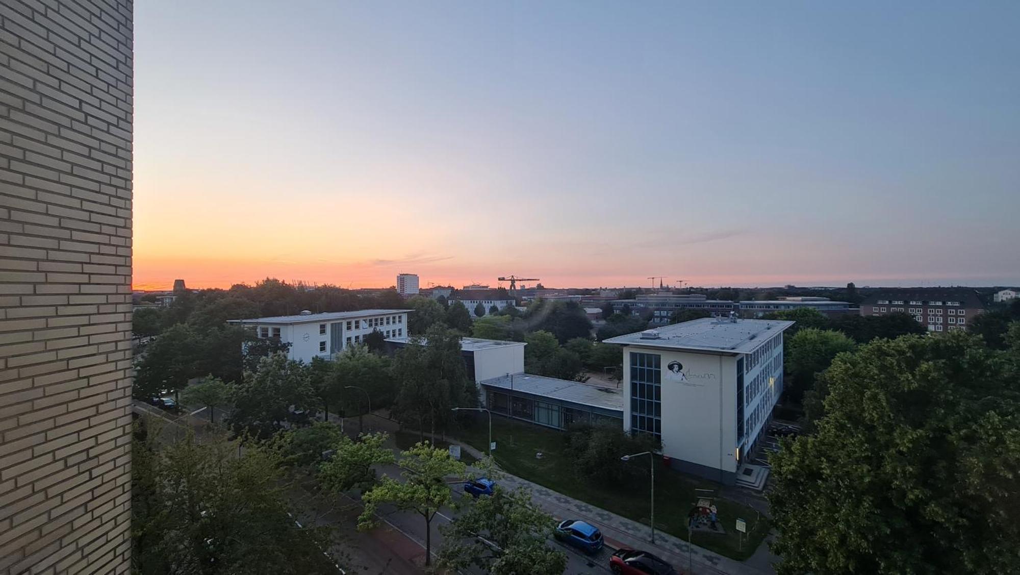 Deichliebe 1 - Traumhafter Ausblick, Eigene Garage & Kontaktloser Check-In - Komfort Pur!!! Бремергафен Екстер'єр фото